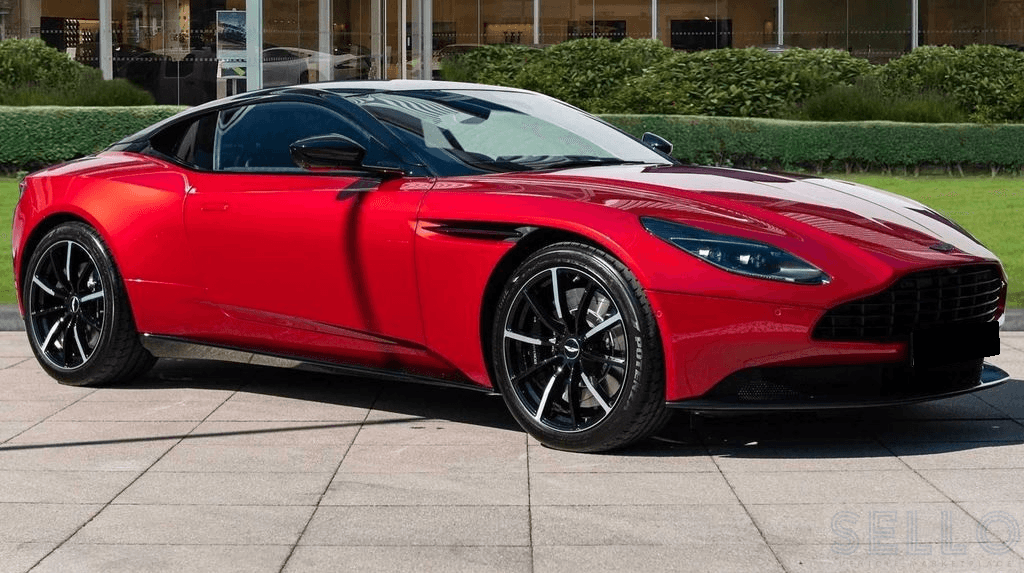 Aston Martin DB11 2024