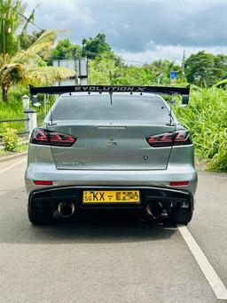 Mitsubishi Lancer 2014 - Photo 8
