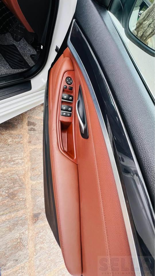 BMW 520i 2012