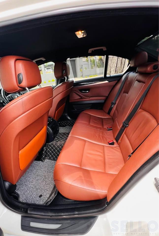 BMW 520i 2012 - Photo 2