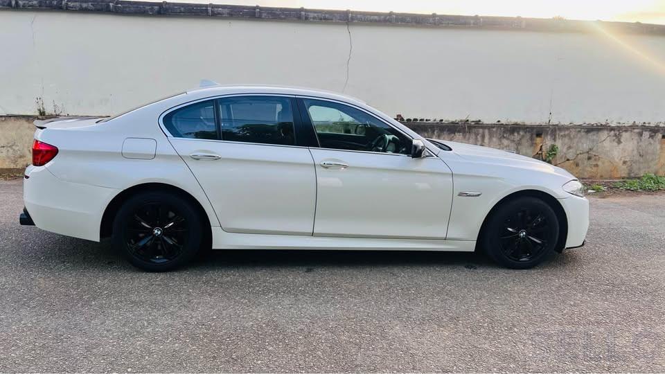 BMW 520i 2012 - Photo 6