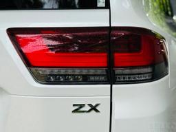 Toyota Land Cruiser 2024 - Photo 9