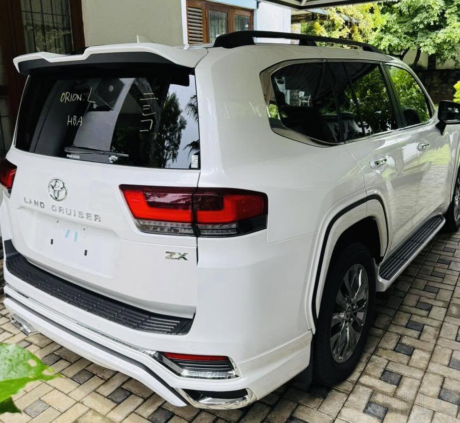 Toyota Land Cruiser 2024 - Photo 18