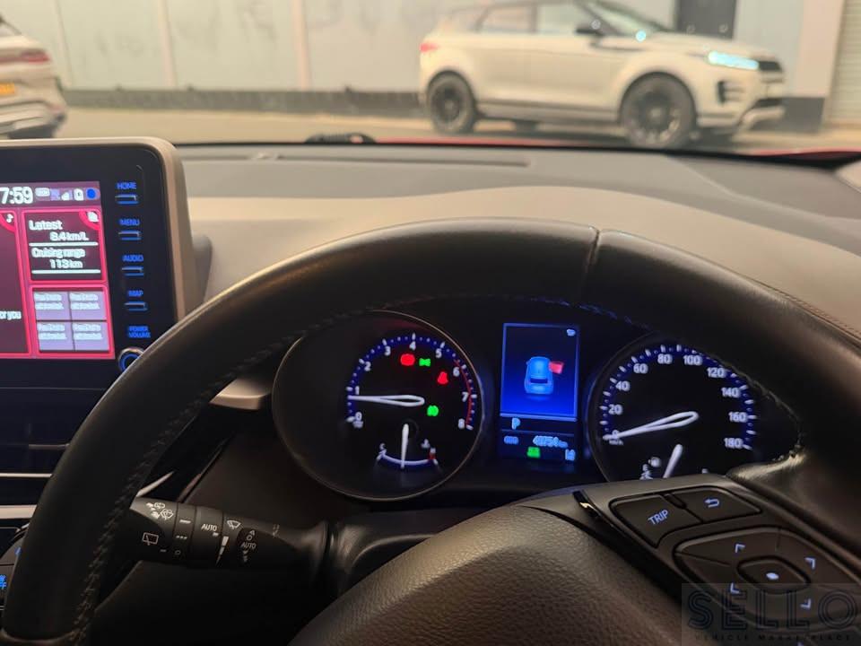 Toyota C-HR 2020 - Photo 6