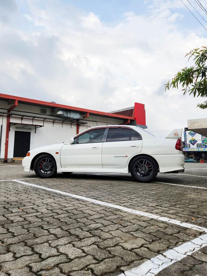 Mitsubishi Lancer Evo 4 2003 - Photo 6