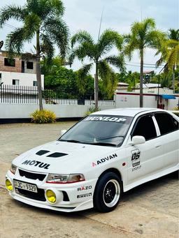 Mitsubishi Lancer 1999 - Photo 5