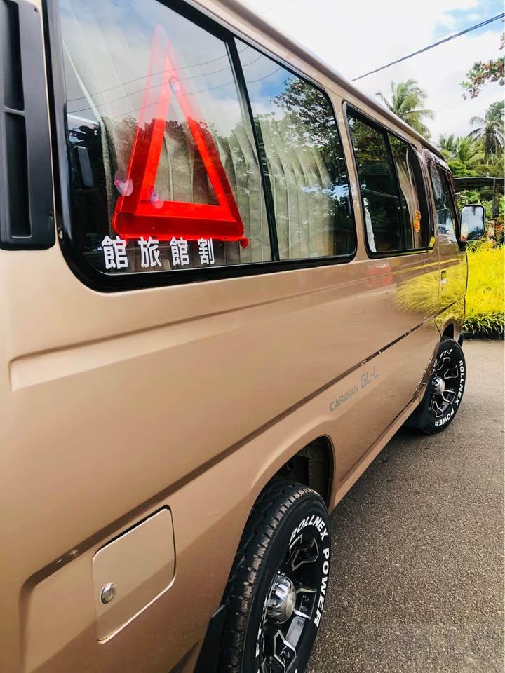 Nissan Caravan 1990 - Photo 3