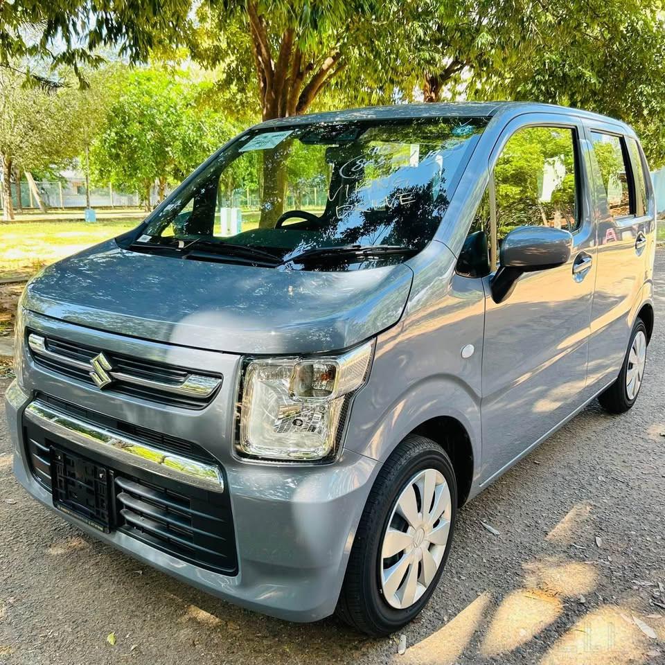 Suzuki Wagon R 2024 - Photo 2