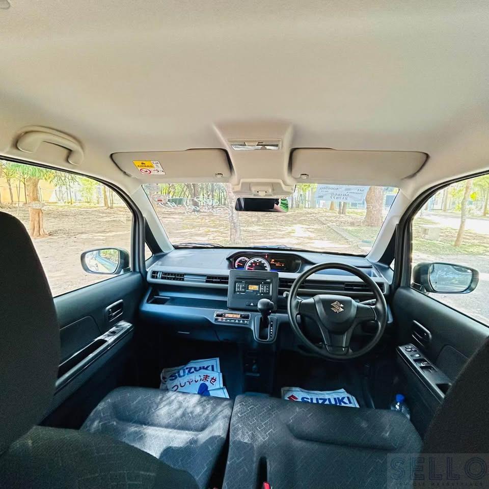 Suzuki Wagon R 2024 - Photo 4
