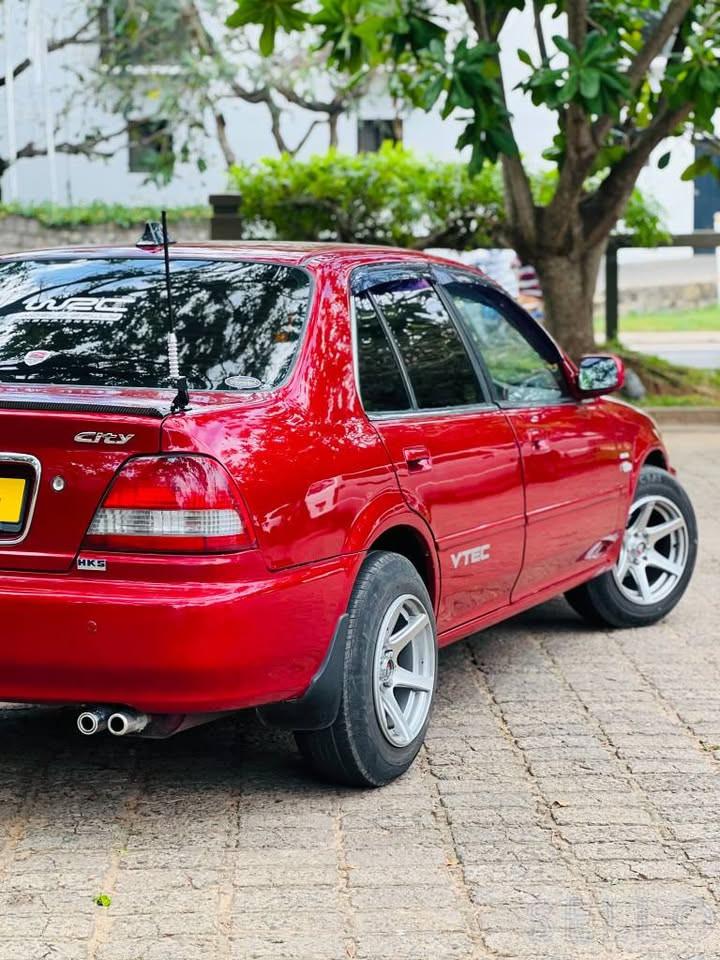 Honda City 2004 - Photo 6