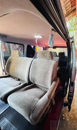 Toyota Hiace 2006 - Photo 2