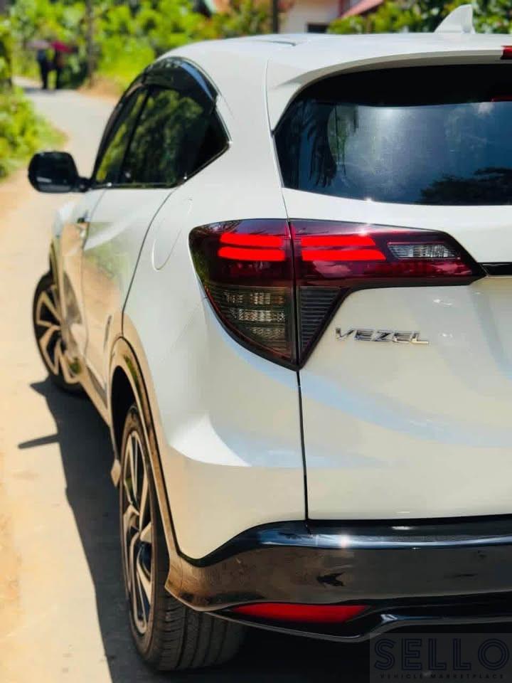 Honda Vezel 2018 - Photo 3