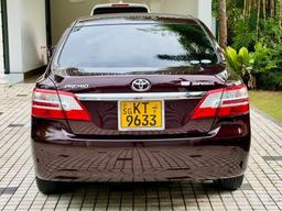 Toyota Premio 2011 - Photo 9