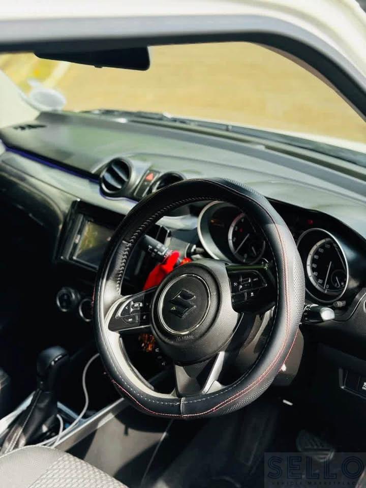 Suzuki Swift 2018 - Photo 8
