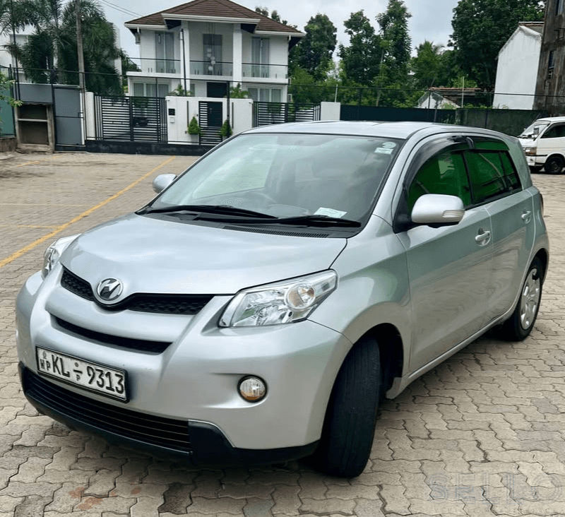 Toyota Ist 2008