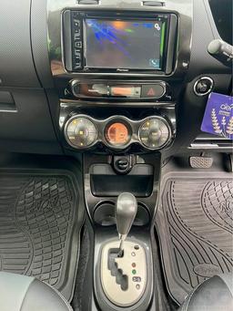 Toyota Ist 2008 - Photo 2