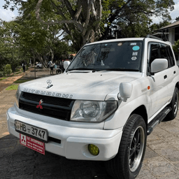 Mitsubishi Pajero 1999