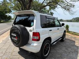 Mitsubishi Pajero 1999 - Photo 5