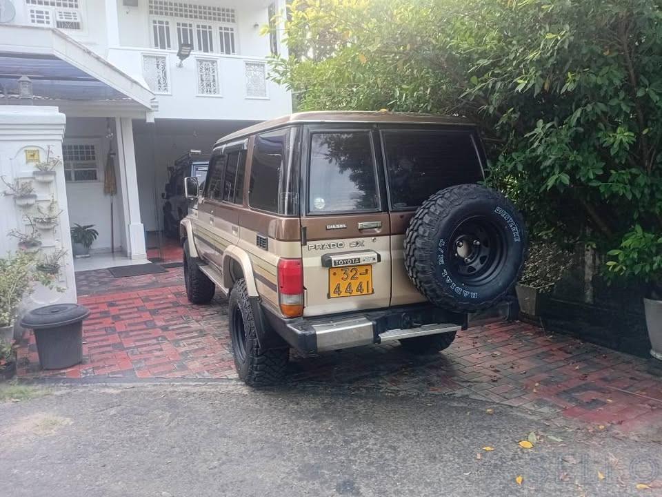 Toyota Land Cruiser 1989 - Photo 2