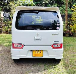 Suzuki Wagon R 2018 - Photo 3