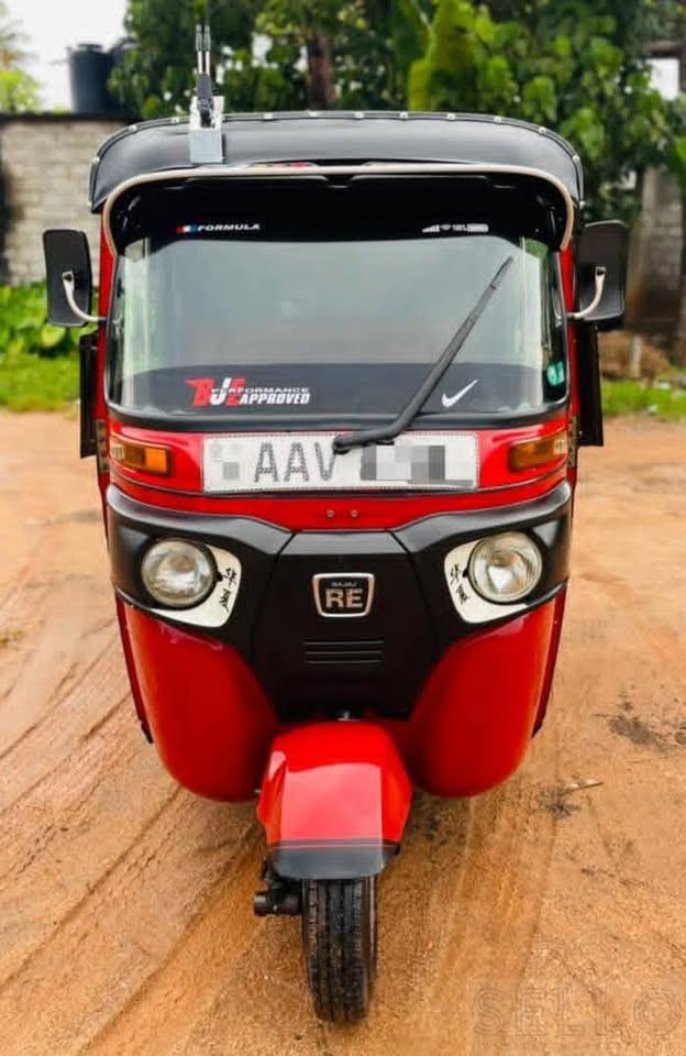 Bajaj RE 2015 - Photo 5