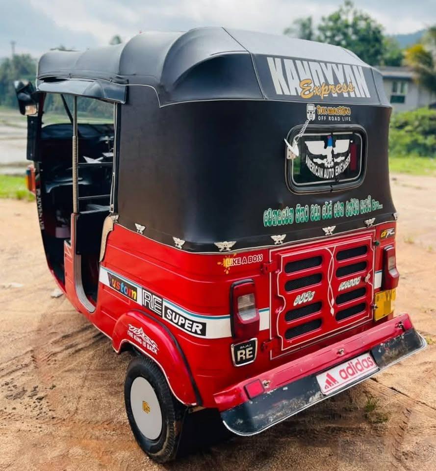 Bajaj RE 2012 - Photo 4