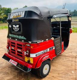 Bajaj RE 2012 - Photo 5
