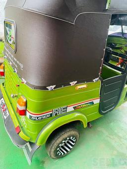 Bajaj RE 2005 - Photo 9