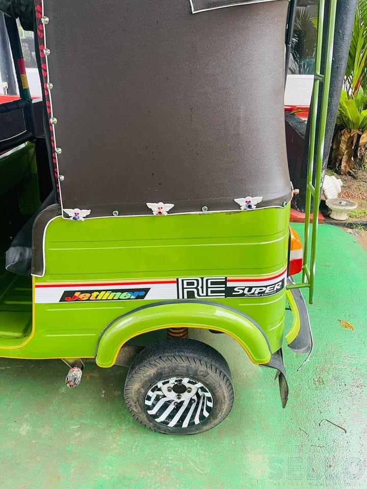 Bajaj RE 2005 - Photo 13