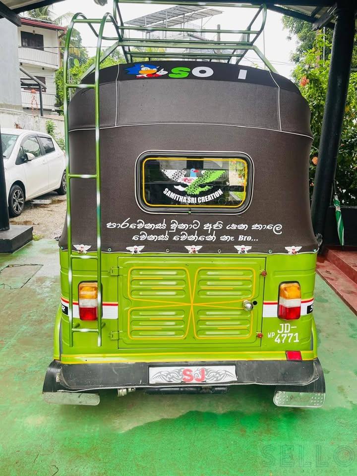 Bajaj RE 2005 - Photo 14
