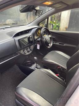 Toyota Vitz 2017 - Photo 2