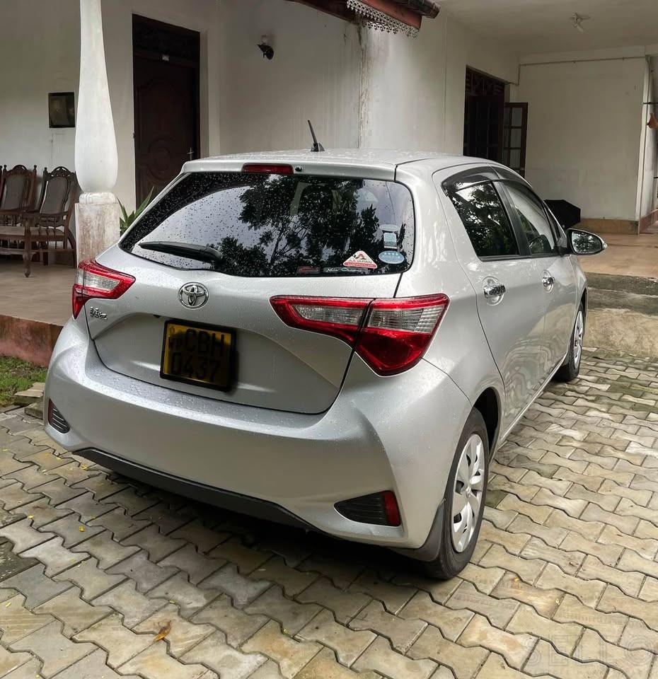 Toyota Vitz 2017 - Photo 4