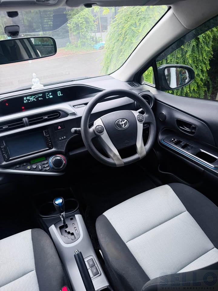 Toyota Aqua 2016