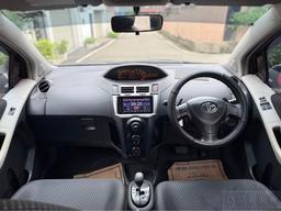 Toyota Yaris 2010 - Photo 7