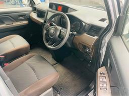 Toyota Roomy 2023 - Photo 3