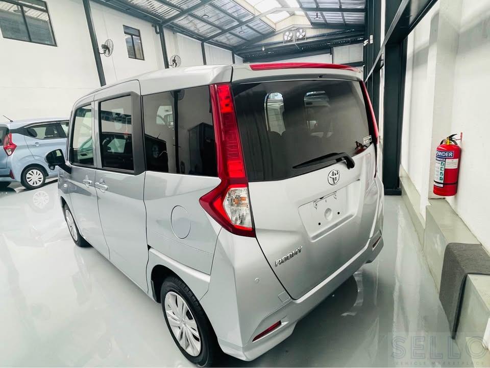 Toyota Roomy 2023 - Photo 4