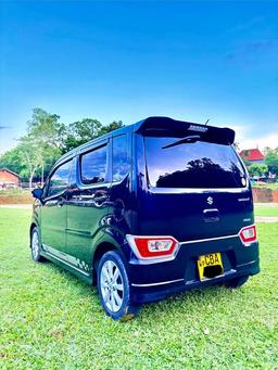 Suzuki Wagon R 2017 - Photo 4