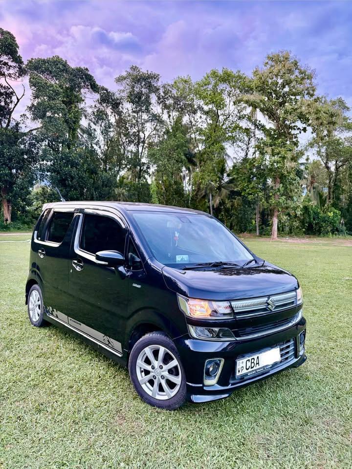 Suzuki Wagon R 2017 - Photo 5