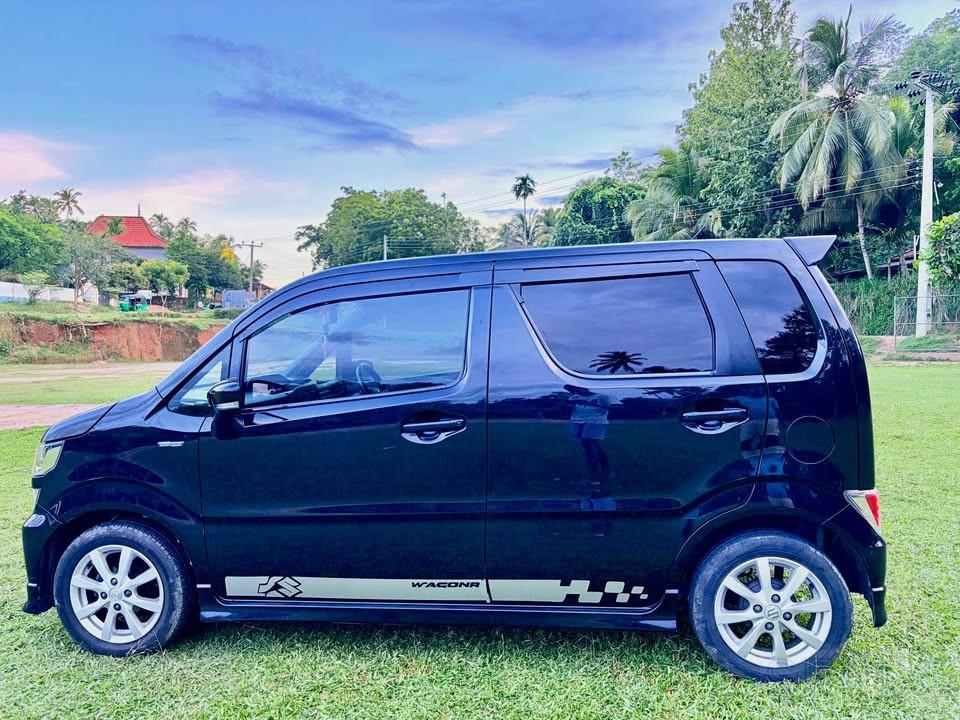 Suzuki Wagon R 2017 - Photo 6