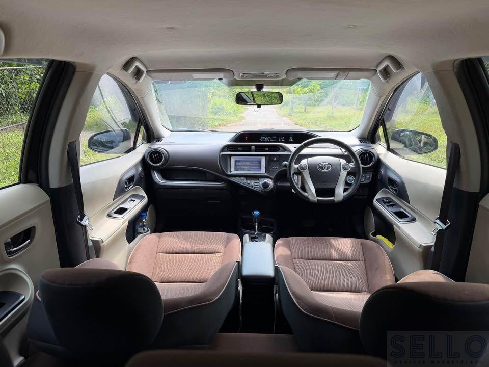 Toyota Aqua 2014