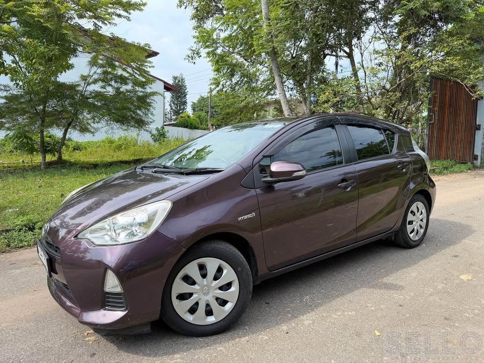 Toyota Aqua 2014
