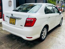 Toyota Corolla Axio 2016 - Photo 6