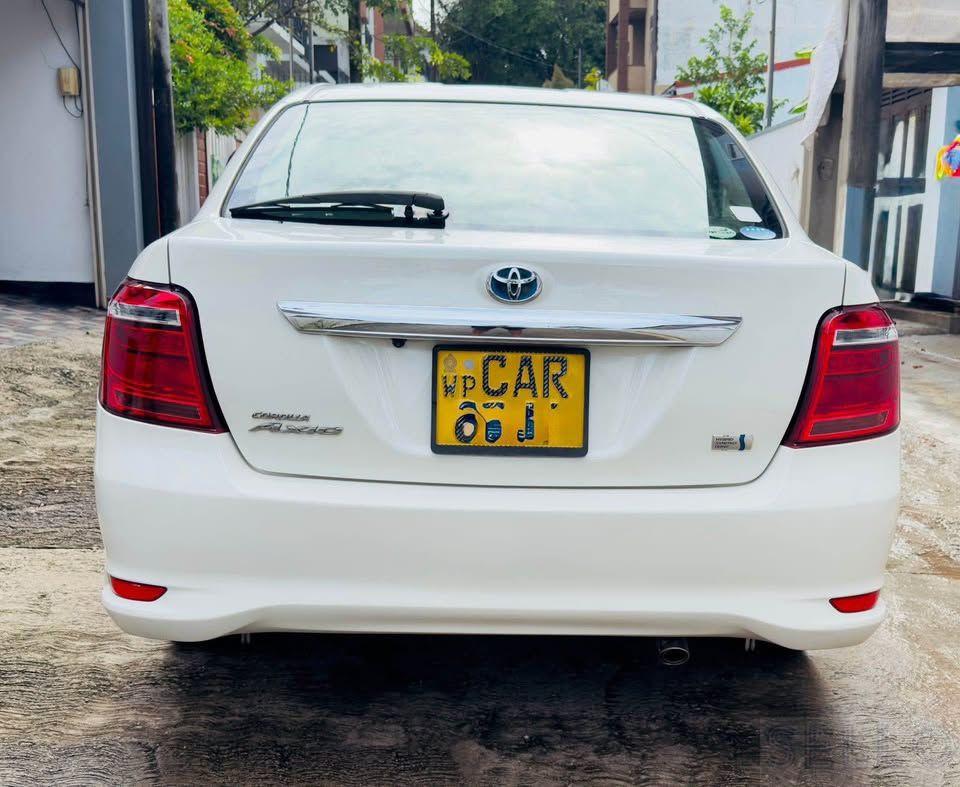 Toyota Corolla Axio 2016 - Photo 7