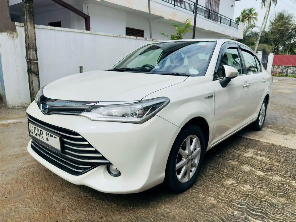 Toyota Corolla Axio 2016 - Photo 8