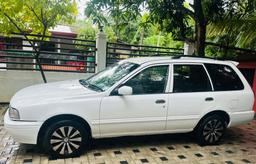 Nissan Wingroad 1999 - Photo 2