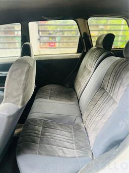 Nissan Wingroad 1999 - Photo 3