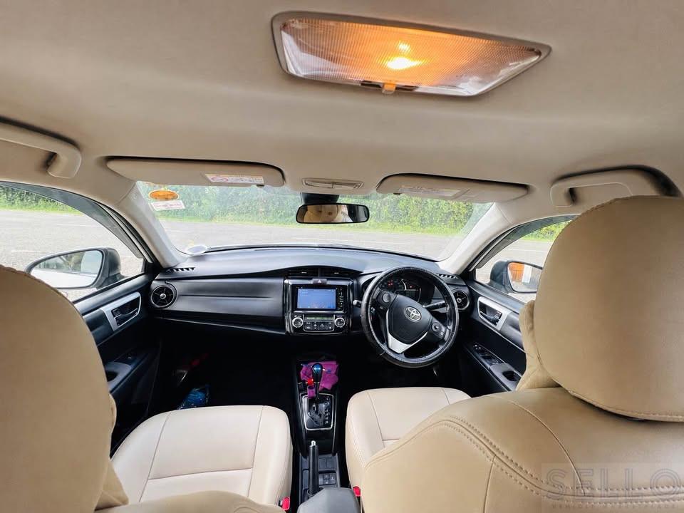 Toyota Corolla Axio 2016 - Photo 3