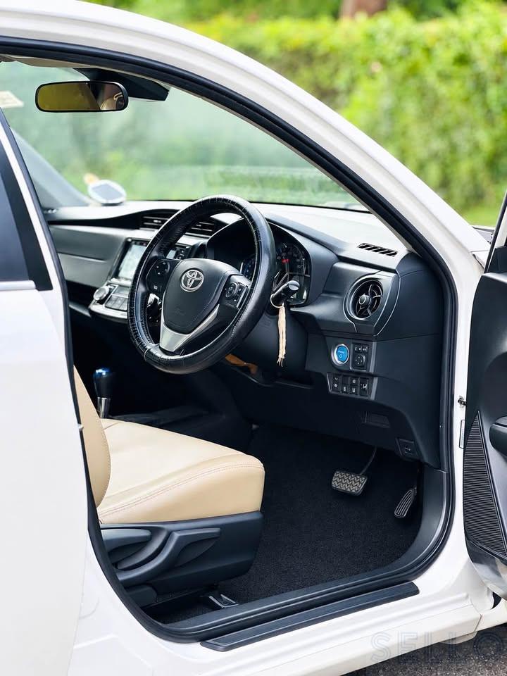 Toyota Corolla Axio 2016 - Photo 6