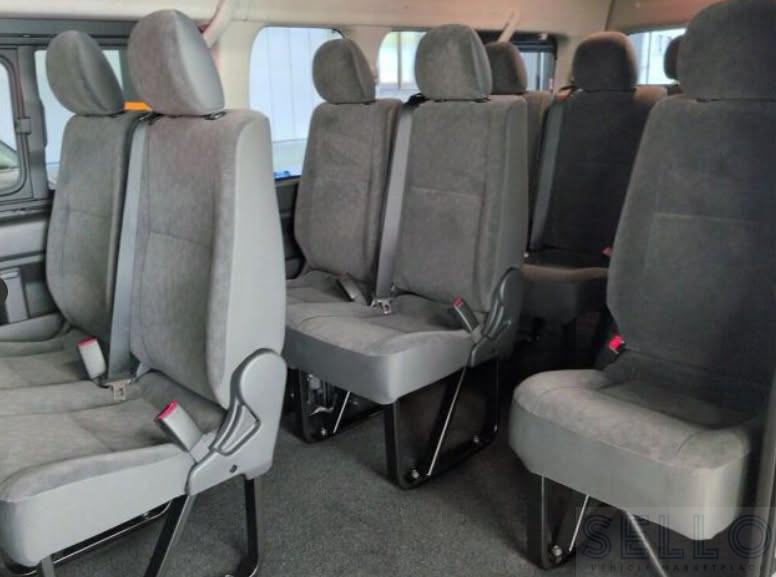 Toyota Hiace 2026 - Photo 3