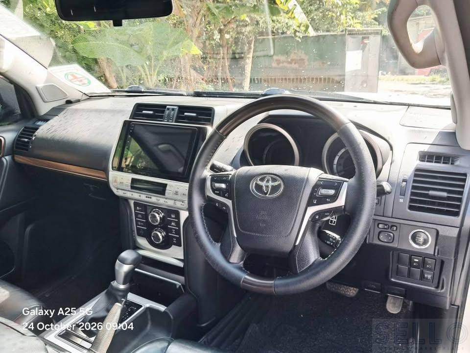 Toyota Land Cruiser 2009 - Photo 2